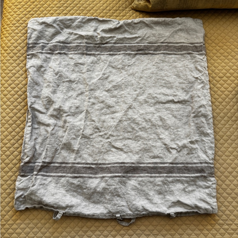 RH | Linen Tie Euro Shams (Set of 2)